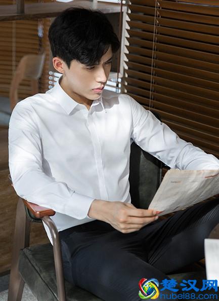 你和男神也就是一件白衬衫的差别