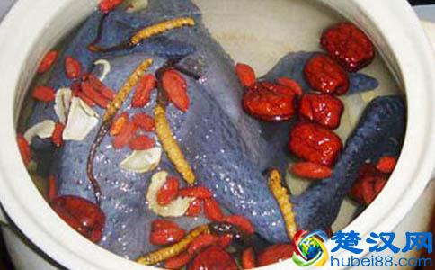 经血发黑怎么办 三大病症导致经血发黑