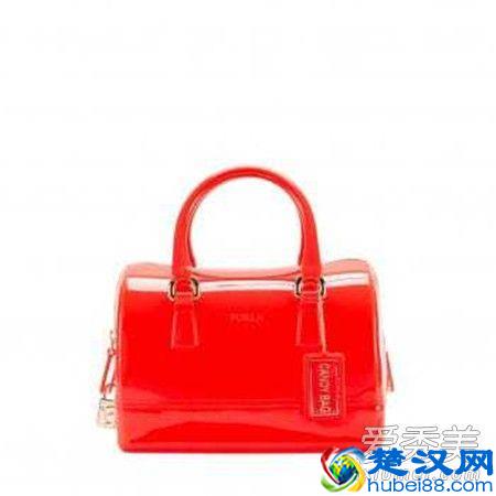 Furla品牌包包介绍 Furla是意大利著名的皮革品牌