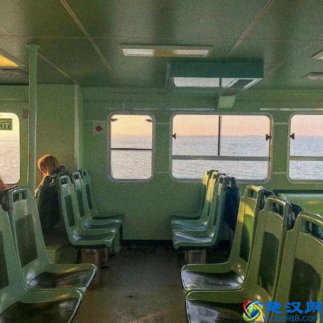 只有颠沛流离过，才明白什么是过日子