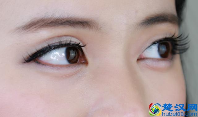 最强亲测！七款常用假睫毛试戴报告