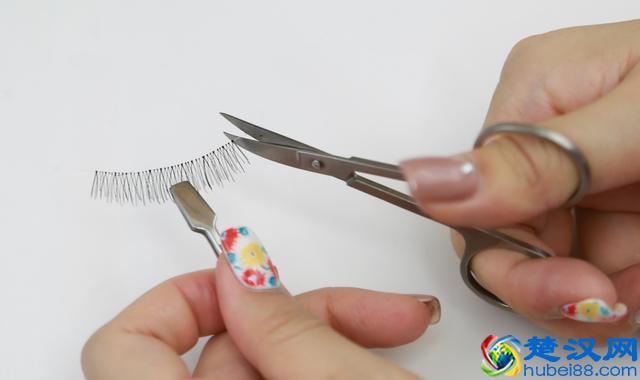 最强亲测！七款常用假睫毛试戴报告