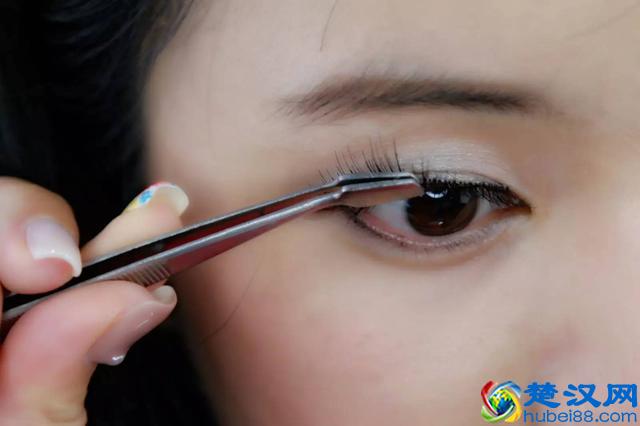 最强亲测！七款常用假睫毛试戴报告