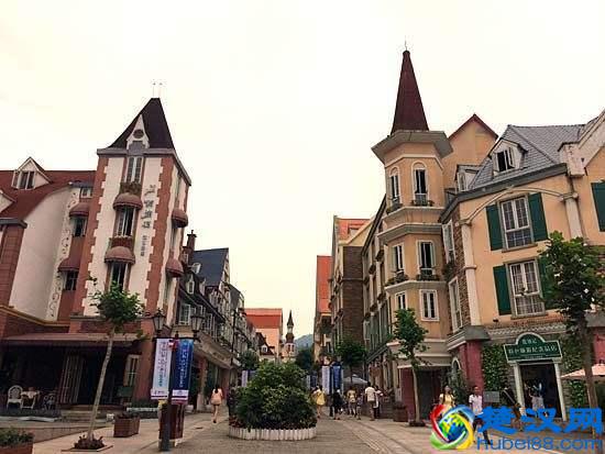 四川最具有特色的旅游小镇，成都春游必去景点在哪里