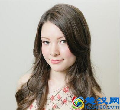 10款胖脸女生适合发型 不敢相信整个脸真小了一圈