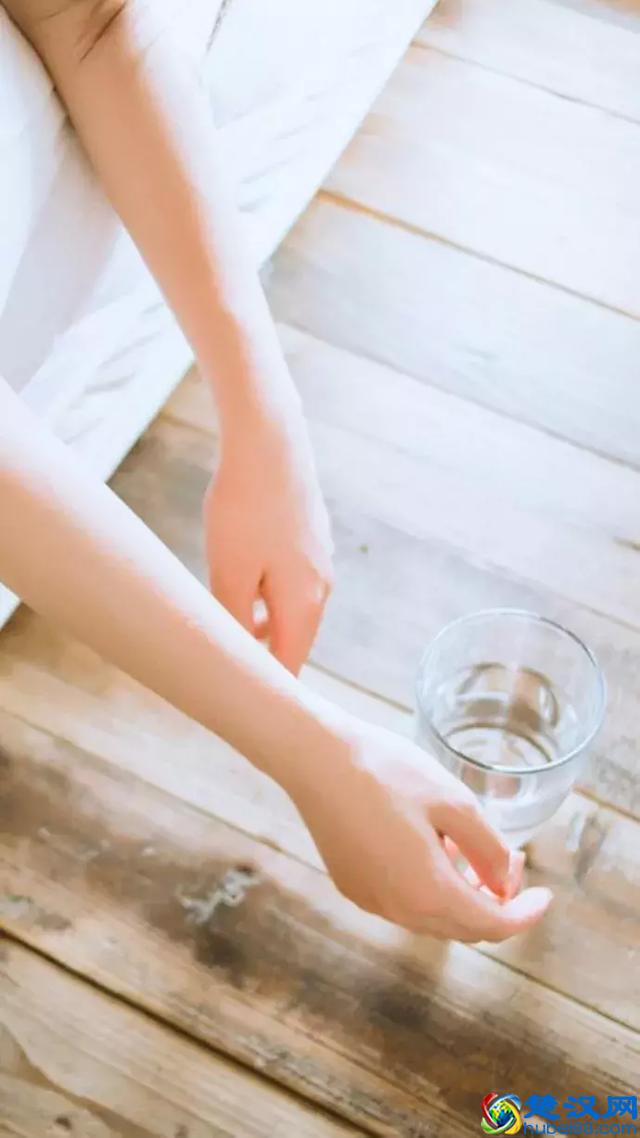 生活如饮水，冷暖自知；人生如逆旅，苦乐自尝