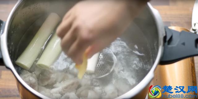 学会这个灌汤包做法，自己开个店都没问题！