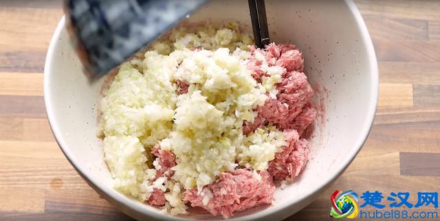 学会这个灌汤包做法，自己开个店都没问题！