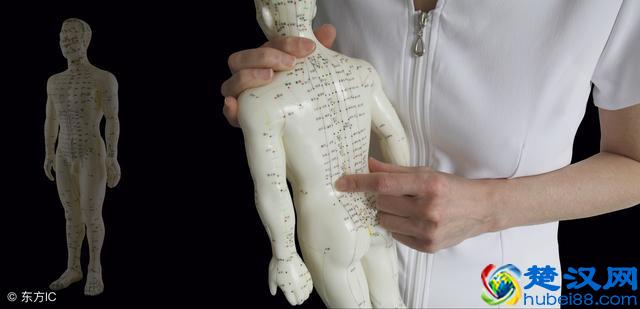 开设一个中医推拿店需要哪些证件才合规呢？