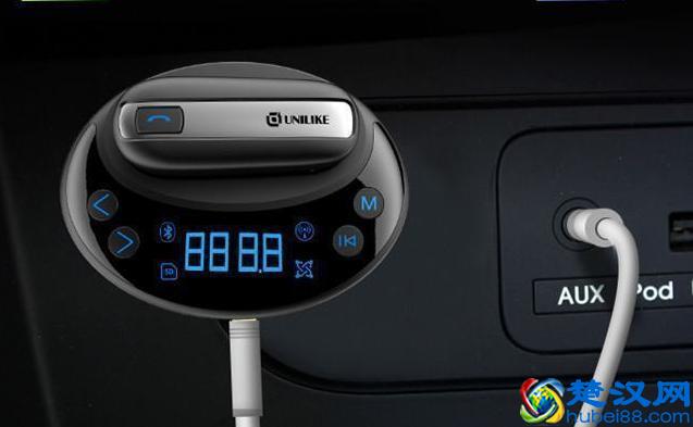 车上不起眼的USB、AUX插口原来这么好用,你知道吗?