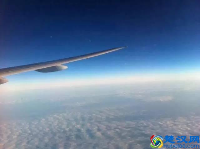 微信微博和Facebook，国内外人发的朋友圈有什么不同？