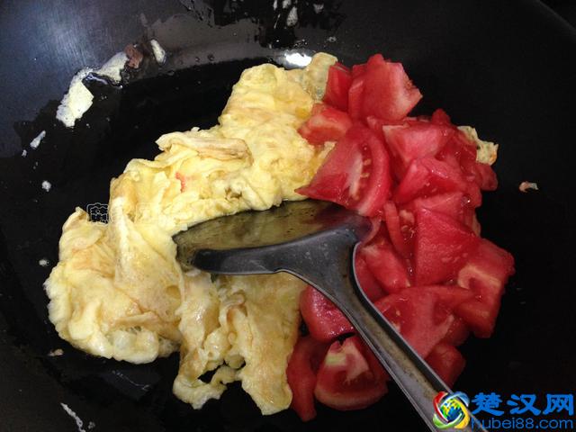 番茄炒鸡蛋,简单又易做,但是怎么样能做的更好吃,你知道吗?