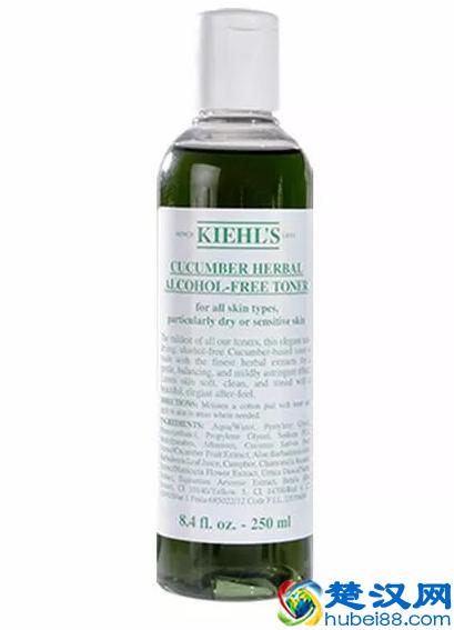 毛孔粗大用什么护肤品改善 超好用的补水收缩毛孔护肤品10强推荐