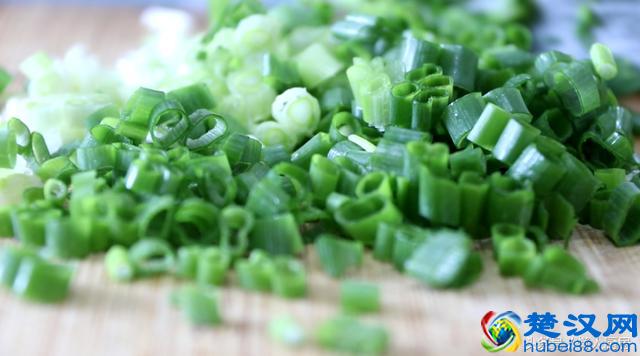 自制海鲜大咖，用麻辣鲜香的火锅底料做太给力，吃得酣畅淋漓