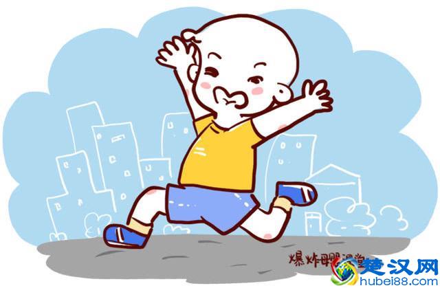 游泳越早越好，尤其是婴儿时期，让宝宝的体格更强壮