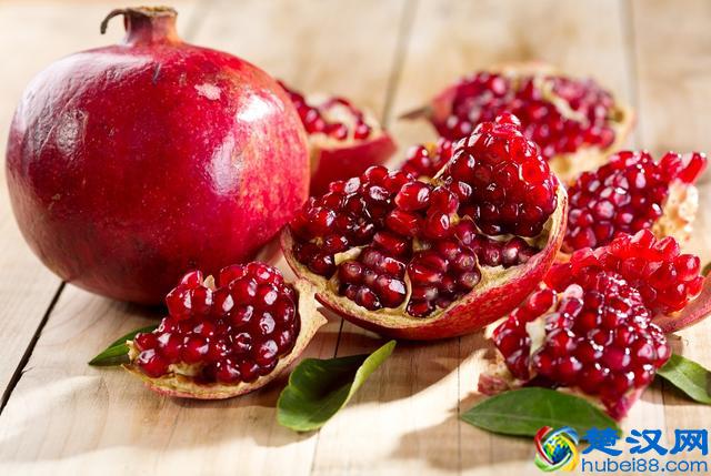 红石榴的功效与作用 常吃红石榴对眼睛好吗？