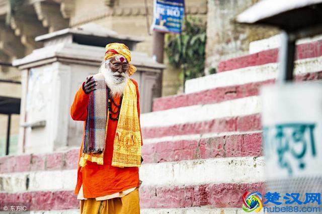 除了印度教，印度剩下的三亿人都信仰什么宗教？