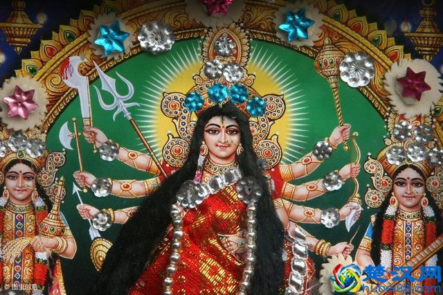 除了印度教，印度剩下的三亿人都信仰什么宗教？