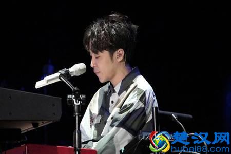 吴青峰发文说了什么？和前经纪人的恩怨纠纷让人无奈