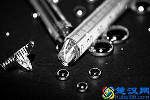 水银温度计摔碎了，做好这3步，不怕中毒清理得干净