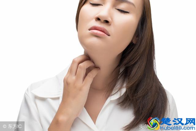 嗓子特别痒总咳嗽，要怎么办？你忽视了3个根本原因