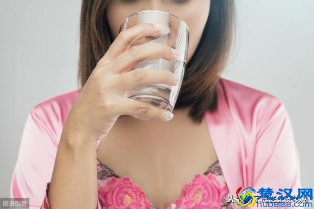 牙龈肿痛怎么办？试试这5种方法，减轻痛感