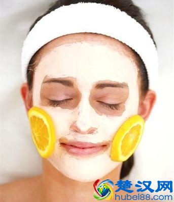 脸上长斑又老又丑？教你一招一个星期让你清除斑点