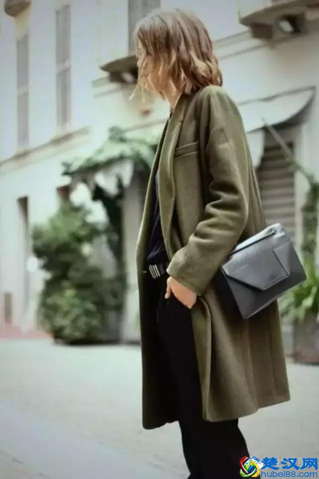 军绿色又火了，你知道这个色系该如何搭配衣服吗？