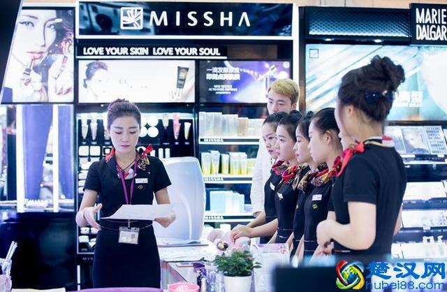 开一家化妆品店要多少钱？这里有份详细清单