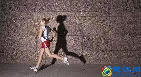 家有女跑，如有一宝！她们的跑鞋该怎么挑？