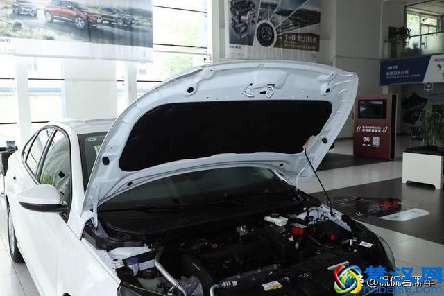 东风标致308用料还算扎实，奈何销量依旧惨淡