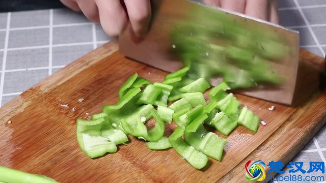 回锅肉好吃有诀窍！教你在家做，方法简单味道好