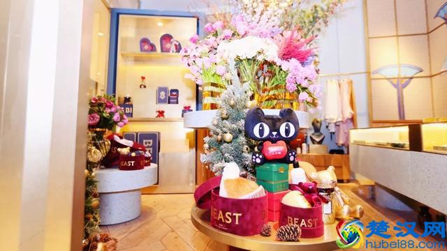 承包半个娱乐圈婚礼，野兽派的“野兽式”爆发