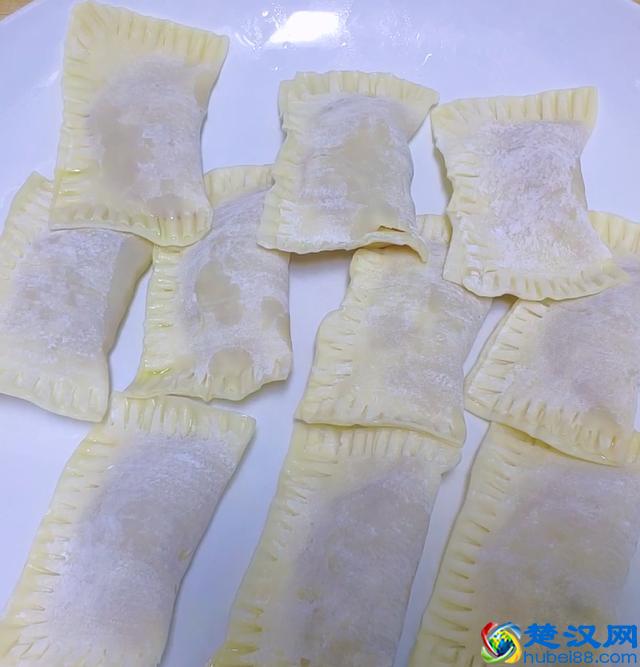 苹果派的最简单做法，不用烤箱不和面，2分钟学会