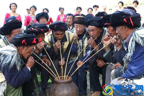 喝酒猜拳的“五魁首”是啥含义，你们老家怎么玩？从零到十都吉利