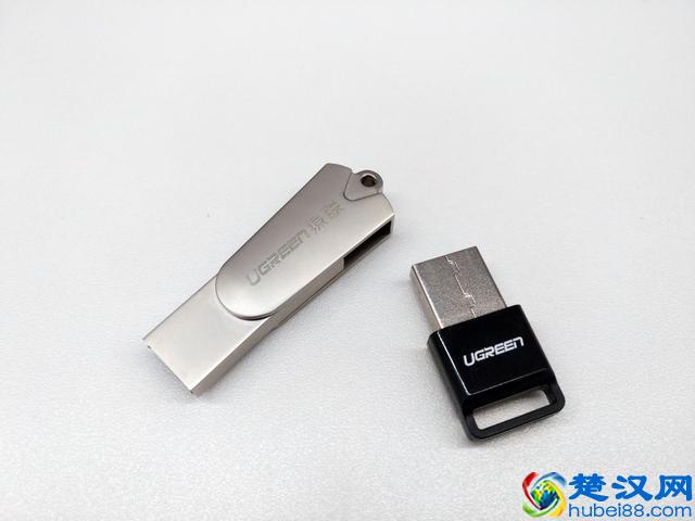 如何让老旧的电脑也能实现蓝牙功能？分享绿联USB4.0蓝牙适配器