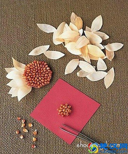 玉米叶做仿真花的方法,你也可以制作一朵哦