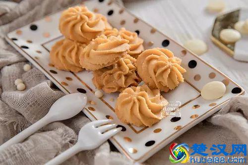 淡奶油有剩千万别扔！曲奇、冰淇淋、奶茶奶冻都能做！