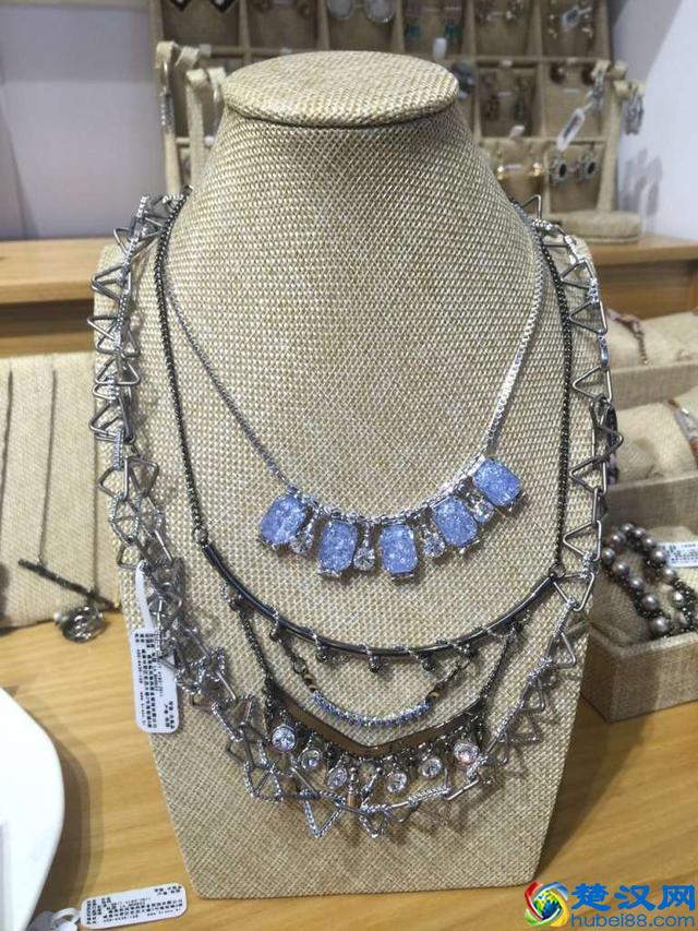 这些个性、时尚的韩国饰品，各种场合都能HOLD住！