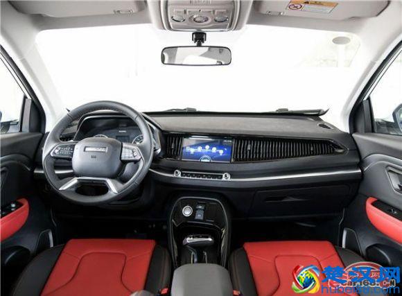 6-8万左右买什么车好？这三款皮实耐用小型SUV最高降价1.3万