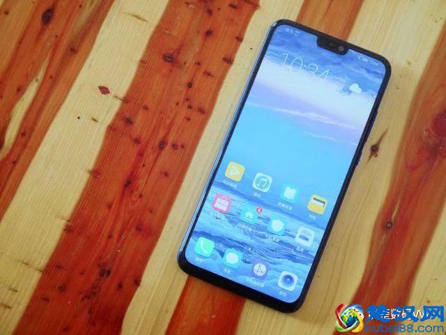 华为手机不懂别瞎买，这3款才是目前最值得入手的！