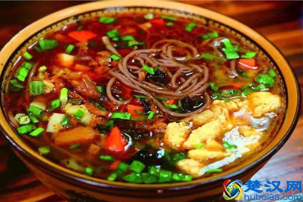 夏天想摆摊卖小吃，选什么好