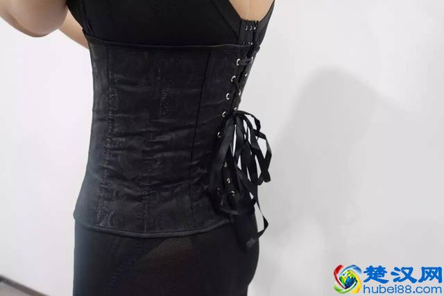 我们试遍了全网塑身衣，给出了这份摸着良心讲的测评