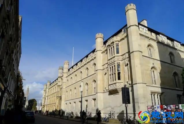 英国剑桥大学在哪里