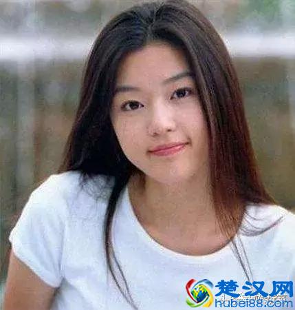 大小S明明五官长一样，为什么大部分人觉得大S比小S美？