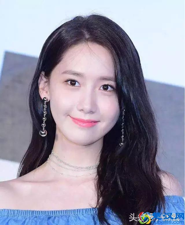 大小S明明五官长一样，为什么大部分人觉得大S比小S美？