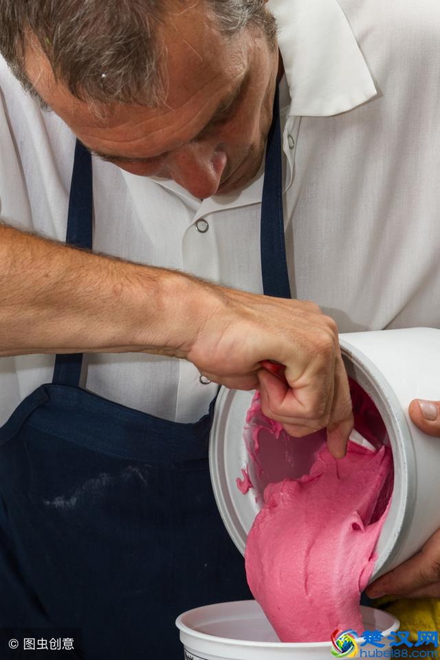 为什么冰淇淋比雪糕贵，原来有这些区别？附零添加冰淇淋快手做法