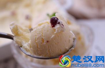 为什么冰淇淋比雪糕贵，原来有这些区别？附零添加冰淇淋快手做法