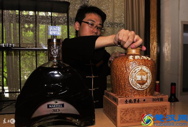 喝酱香酒到底有什么好处？