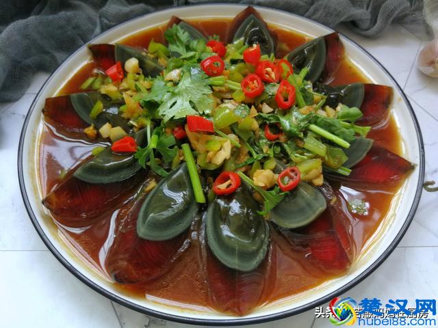 饭店的凉拌皮蛋为什么好吃？学会调凉拌汁是关键，夏天拌啥都好吃